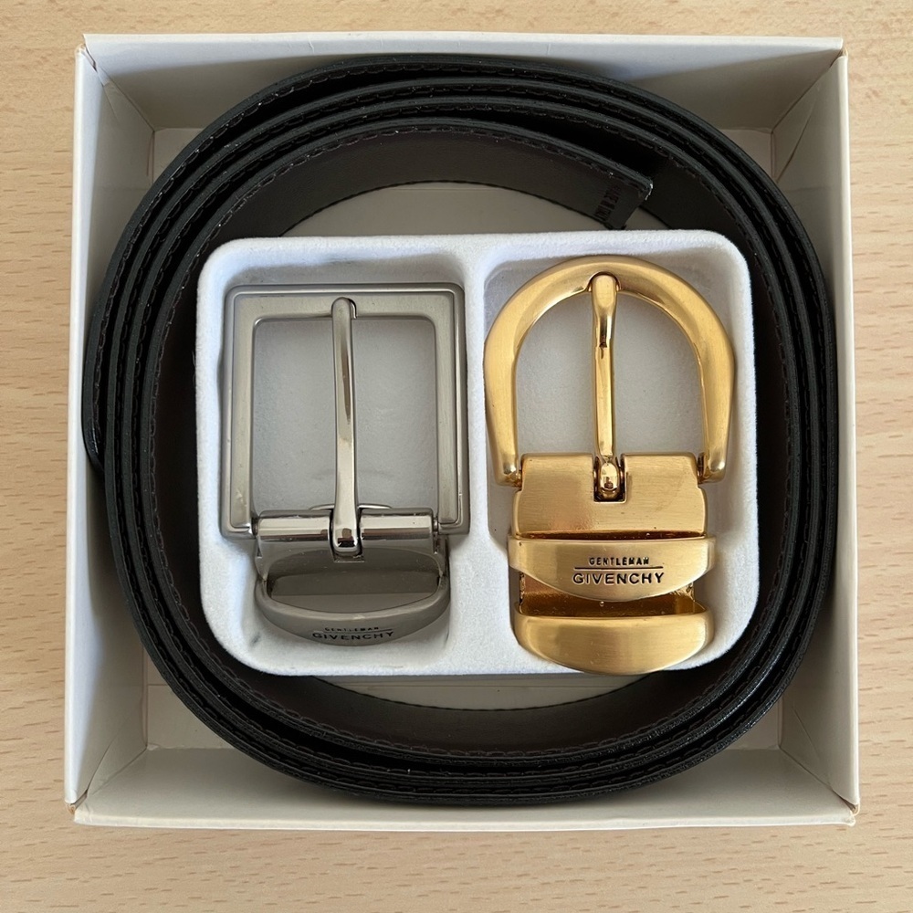 Givenchy Men’s Black Leather Belt Gift Set Two Buckles Gentleman Collection NIB - Picture 3 of 16